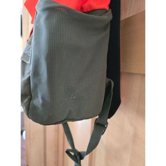 Thule Orange & Black Backpack With Buckle Closure & Side Pockets - Picture 7 of 13